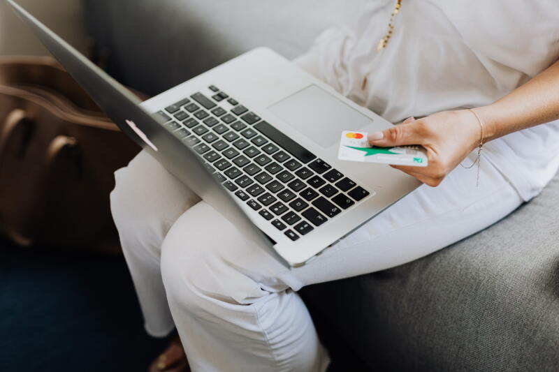 The Future of Online Retail: The Evolving Role of Ecommerce Agency