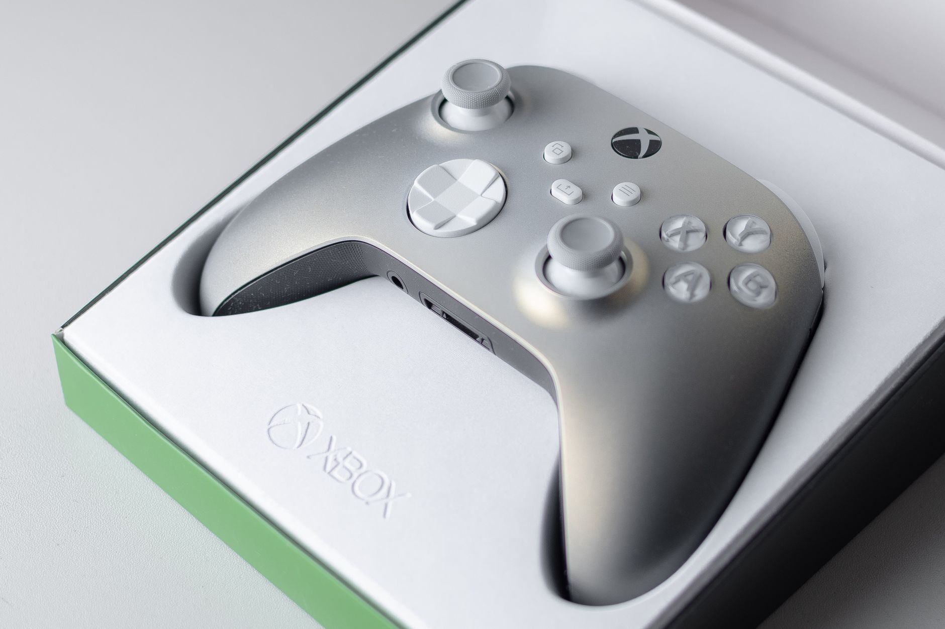 New Xbox Gamepad: The Best Simple Upgrade for Gamers